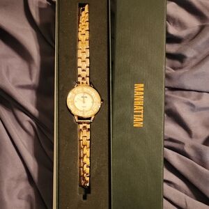 Manhattan Gold Women's Watch